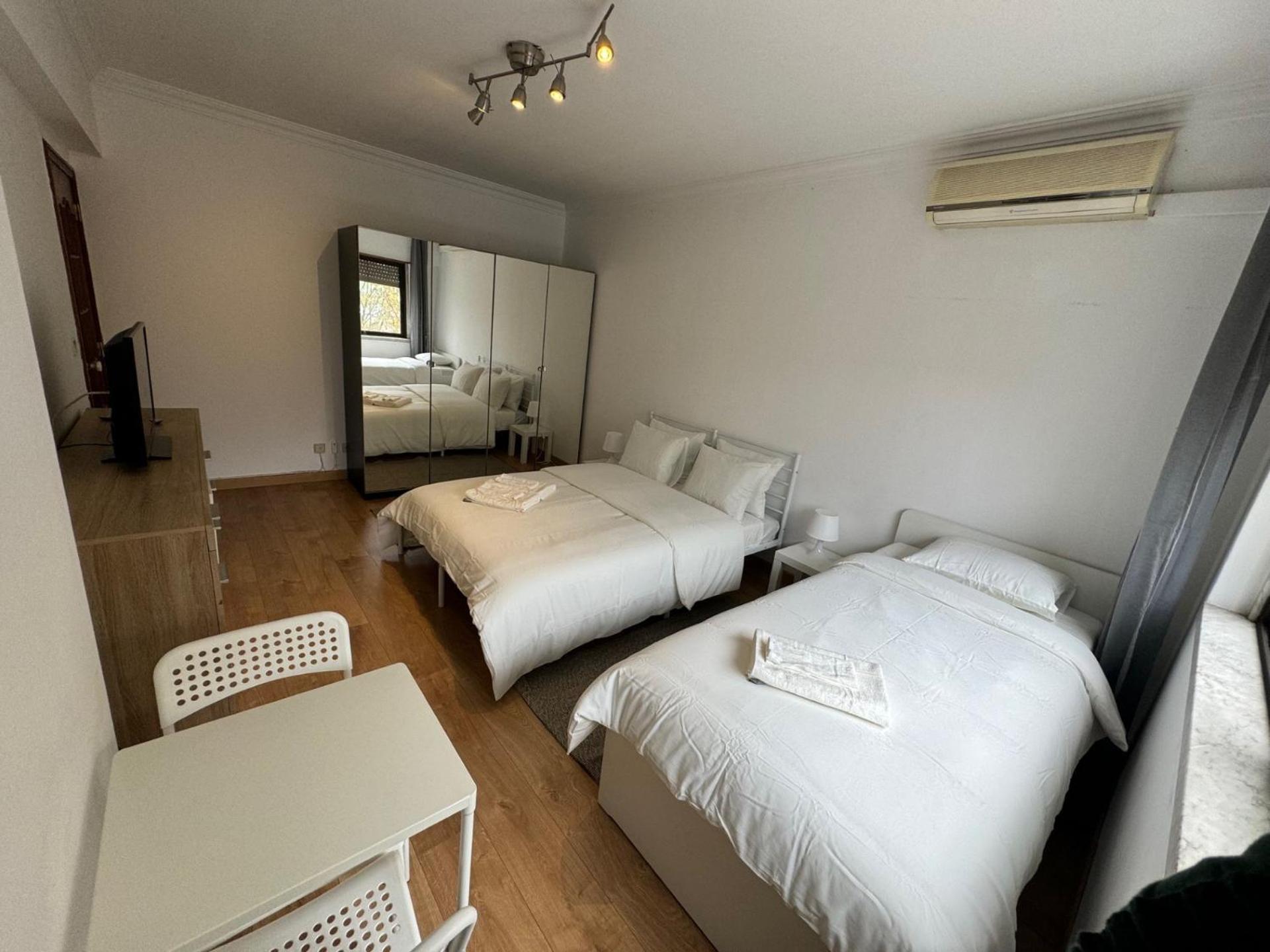 Airport And Bus Station Home Lisboa Ngoại thất bức ảnh