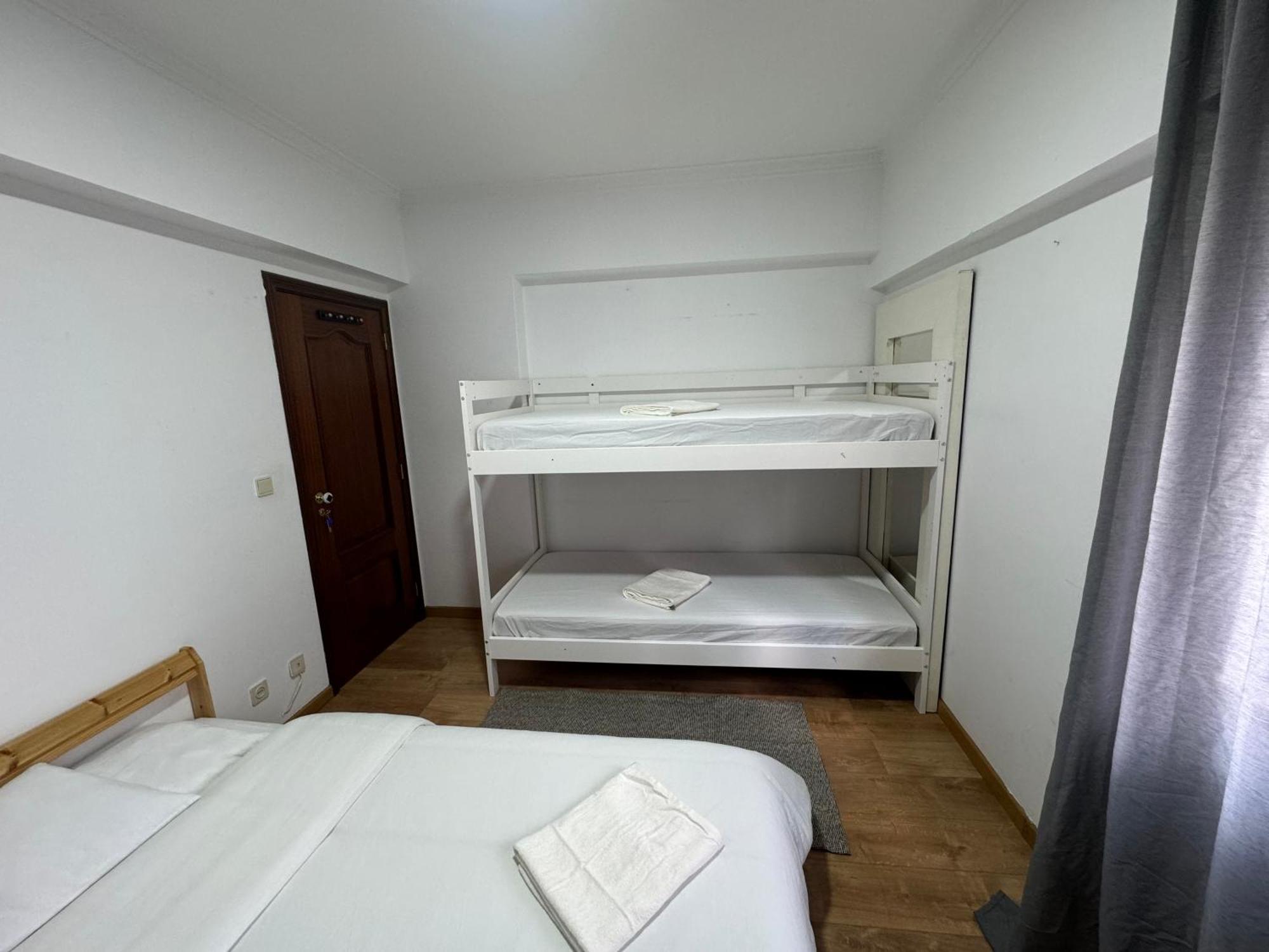 Airport And Bus Station Home Lisboa Phòng bức ảnh